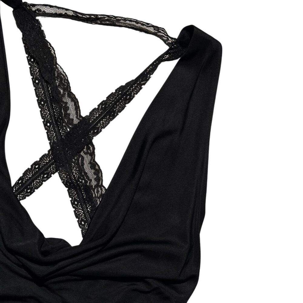 Plunge neck back lace cut out top - Picture 2 of 4